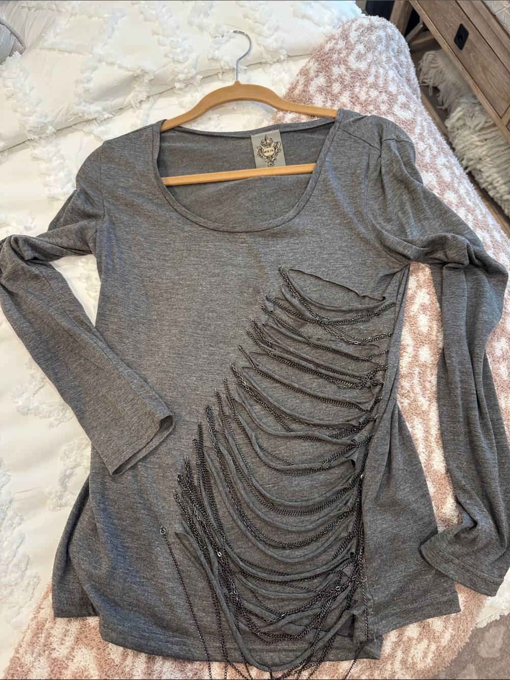 Gray Long-Sleeve Women's Scoop Neck Top with Chain Fringe